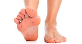 What are the symptoms of diabetic neuropathy ?