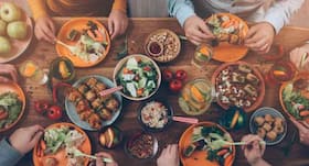 Meat + potatoes, palak + paneer and 7 other food combinations that are absolutely harmful to your health Meat + potatoes, palak + paneer and 7 other food combinations that are absolutely harmful to your health