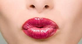 Makeup hygiene - How to safely test beauty samples? Makeup hygiene - How to safely test beauty samples?