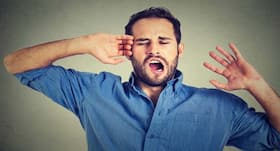 बार बार उबासी आने से हैं परेशान? इन तरीकों से उबासी आना हो सकता है कम!