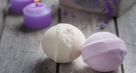 Easy DIY bath bomb to relax your body after a crazy day! Easy DIY bath bomb to relax your body after a crazy day!