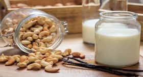 These health benefits of cashew milk will amaze you