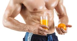 मसल्स बनाना है तो ये 6 फ्रूट्स खायें ज़रूर