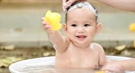 Baby Care Tip #34: Give a soothing bath to your kid Baby Care Tip #34: Give a soothing bath to your kid