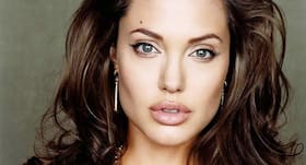 Makeup tricks to get fuller lips in just 5 easy steps!