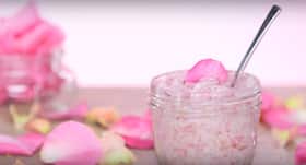 DIY rose face scrub to keep your skin moisturised in winter!