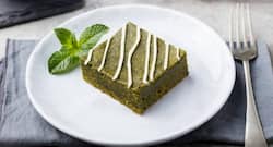 Lip-smacking bottle gourd fudge with cottage cheese