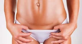 C-section से डिलीवरी होने के बाद चीरे के निशान का ऐसे करें देखभाल