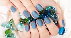How to make your own matte nail colour at home