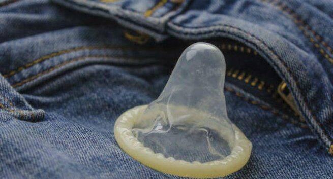 Do Condoms Expire Sex Query