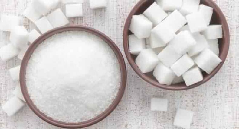 5 सफेद चीज़ें जिन्हें खाना मतलब मौत को पास बुलाना