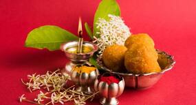 दिवाली स्पेशल: क्या प्रसाद का थोड़ा-सा मीठा खाने का बहाना डायबिटीक के लिए बन जाता ज़हर?