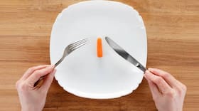 8 signs that you are NOT eating enough 8 signs that you are NOT eating enough