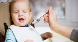 World Breastfeeding Week 2018: 10 tips to help you with the weaning stage