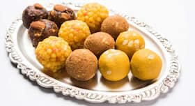 5 quick and healthy laddos you can make this Diwali