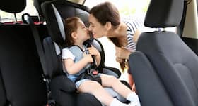 10 safety rules to follow while travelling with your toddler