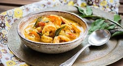 Healthy and filling delicious creamy prawns coconut curry recipe