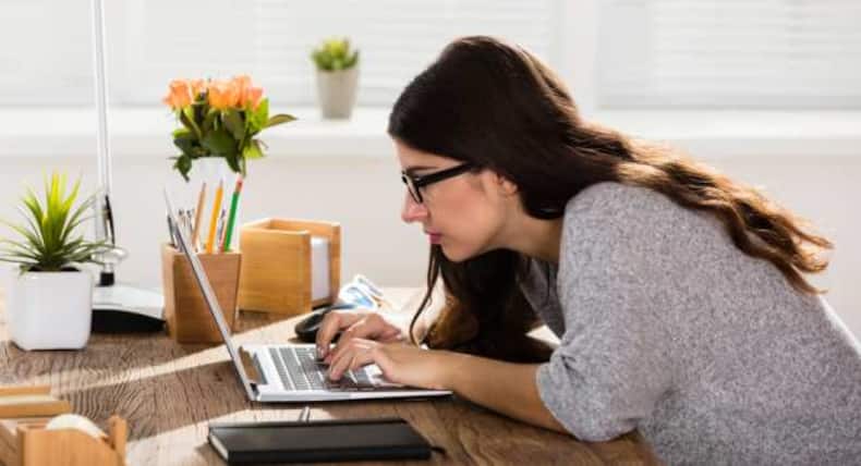 Workplace Wellness: 7 ways you should NOT sit on your office chair