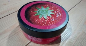 Product Review: The Body Shop Strawberry Body Butter
