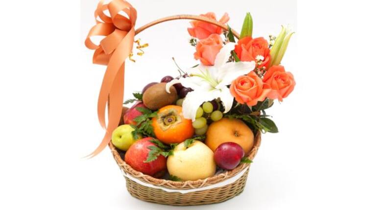 Christmas gift ideas: Here's what you can give your foodie, health-freak girlfriend