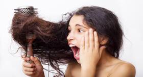Three easy ways to make hair detangler spray at home for your kids