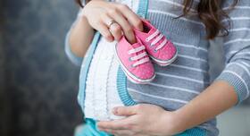 Expecting mothers should check their sleeping positions twice, as it may fuel the risk of stillbirth Expecting mothers should check their sleeping positions twice, as it may fuel the risk of stillbirth
