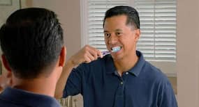 Take good care of oral health even at old age. Here's why!