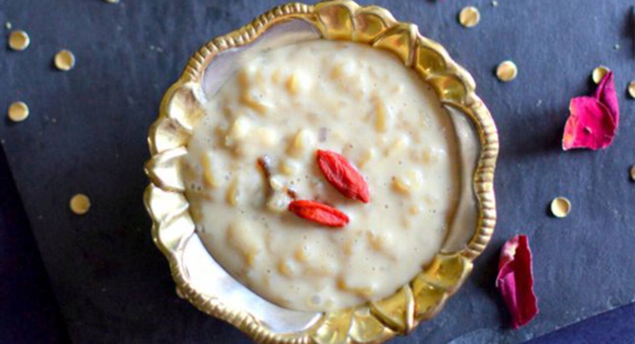 सर्दियों में गर्म रहने के लिए खाएं ये 5 डेजर्ट