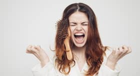Tips to detangle both straight and curly hair easily