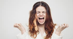 Tips to detangle both straight and curly hair easily