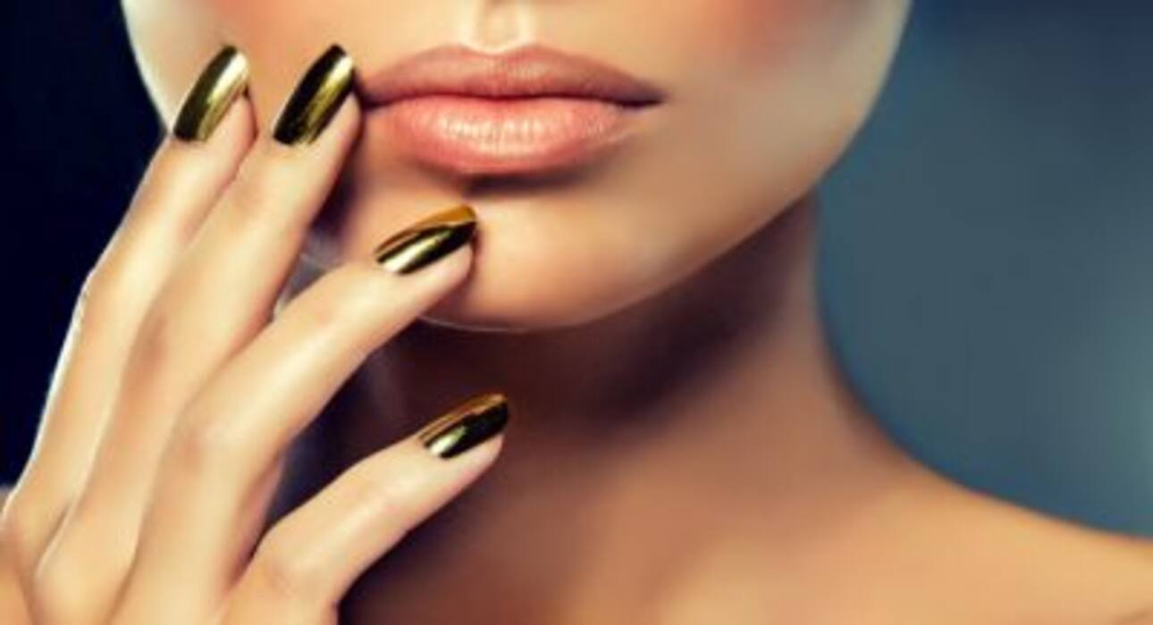 Winter wellness: Try these moisturiser hacks for a dewy glow on your face