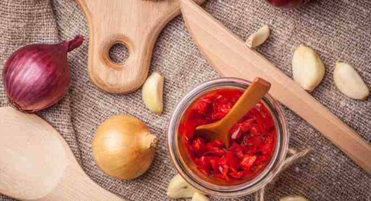 Health benefits of mint chutney, tomato chutney +3 more types of chutneys