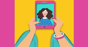 5 surprising things that your selfie addiction says about you