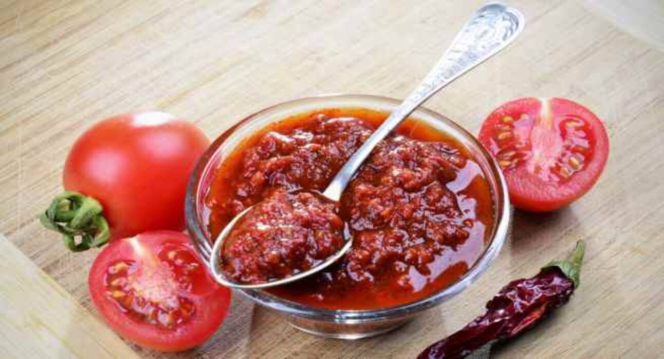 Health benefits of mint chutney, tomato chutney +3 more types of chutneys