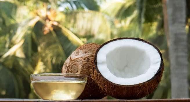 Coconut oil lowers the risk of heart disease and stroke, says study ...