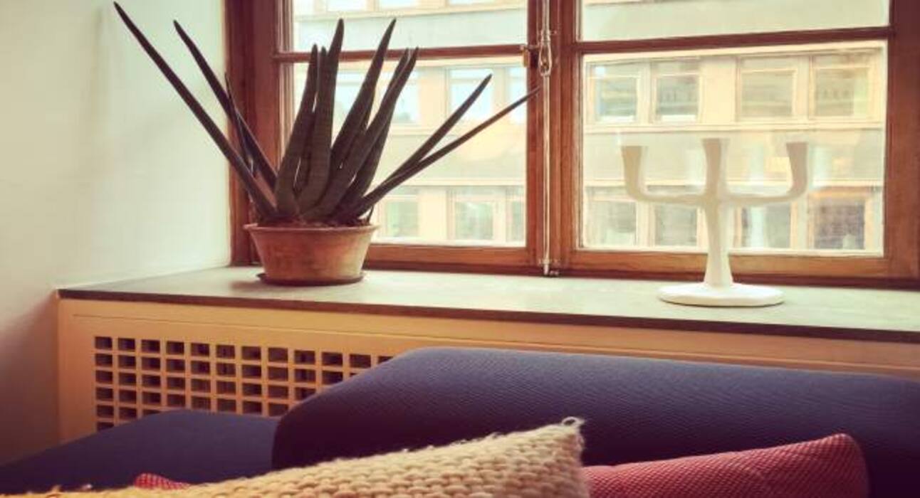Clutter Clearing Tips: Can Cleaning Physical Space Reduce Stress And Anxiety?