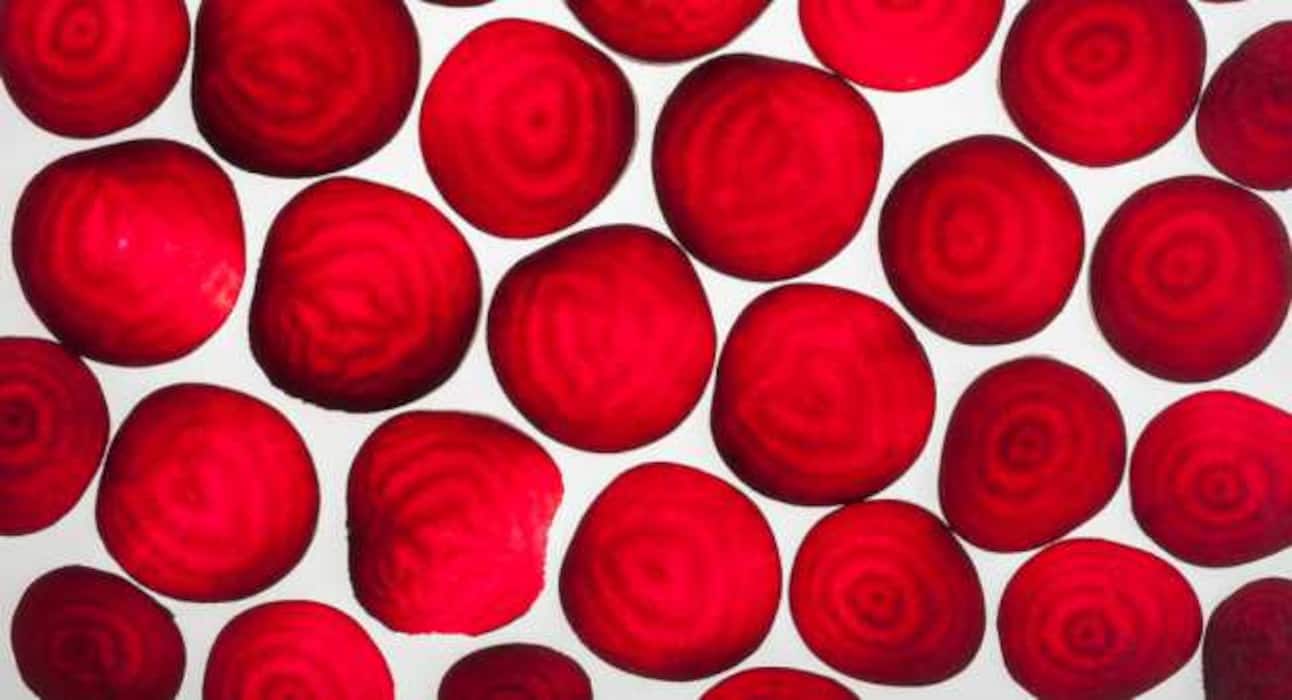 7 foods under 50 calories that you can snack on between meals