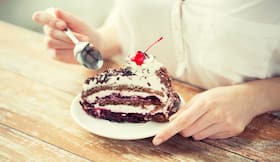 5 completely valid reasons for putting on weight in winter