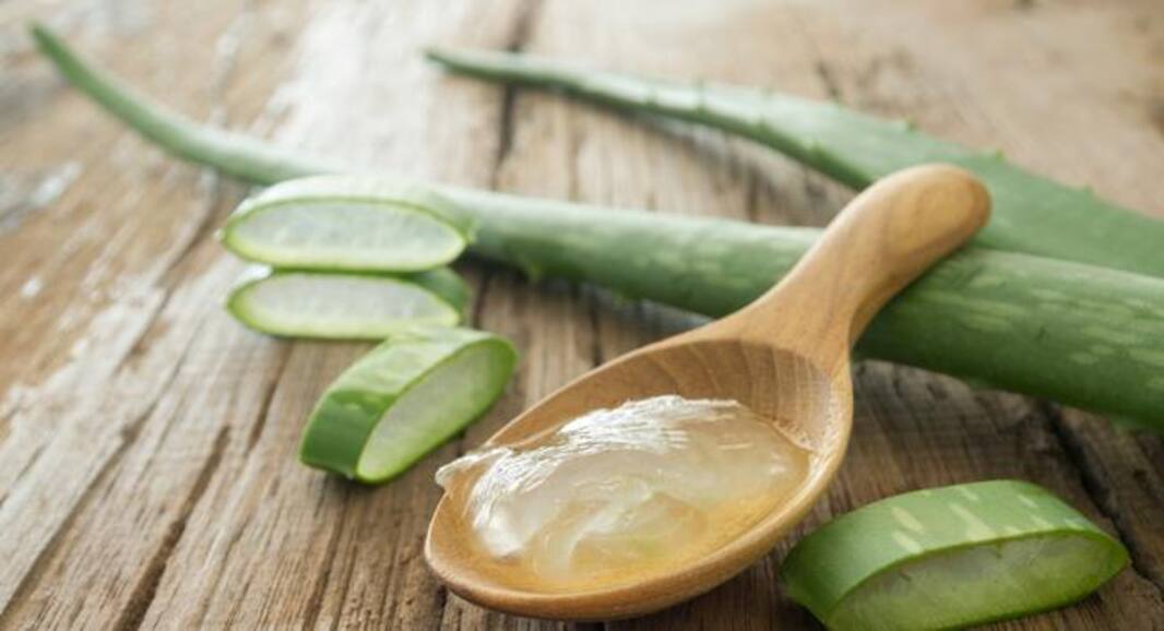 5 home remedies to get rid of chapped lips naturally