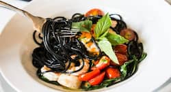 6 black coloured foods that you should be eating!