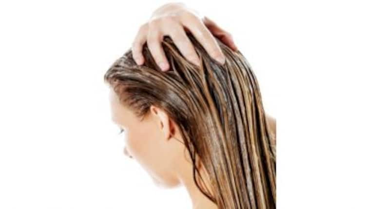 Important things you should keep in mind while using a hairspray