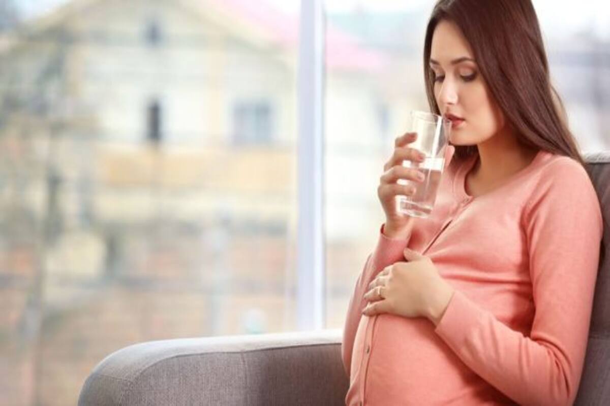drinking water during pregnancy hiccups pregnancy