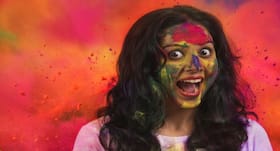 A step by step guide to take care of your hair this Holi!
