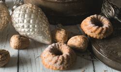 Healthy Easter recipe: Walnut cranberry mini bundt cake