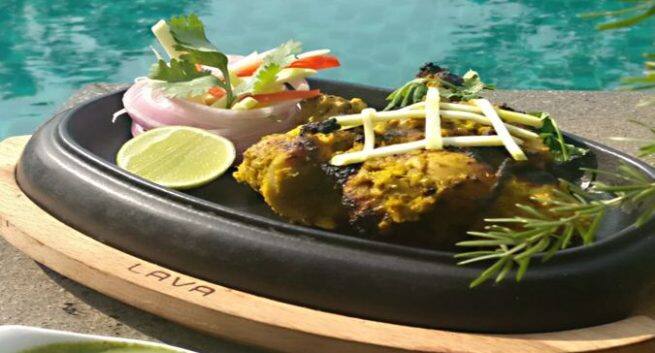 Karri Murgh Tikka (Novotel Imagica Khopoli)