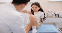 Parents, is your child suffering from knee pain? Know how to prevent it