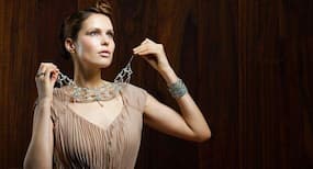 Do you wear artificial jewellery? It can be harmful for your skin