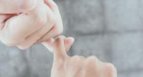 Your smartphone could damage your pinky finger!