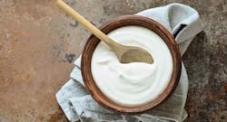 Yoghurt can help you keep your skin and hair problems at bay