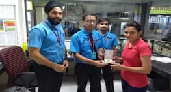 Mumbai Nurse becomes ‘Metro Hero’ for helping the patient in need